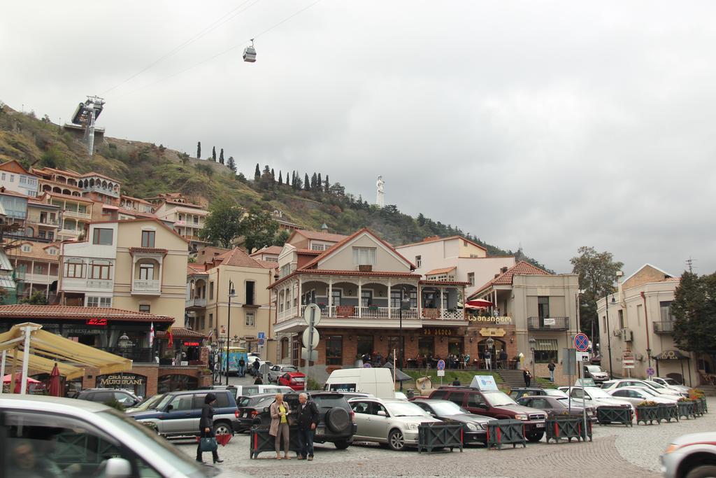 Lilika Apartments On Meskhishvili Tbiliszi Szoba fotó