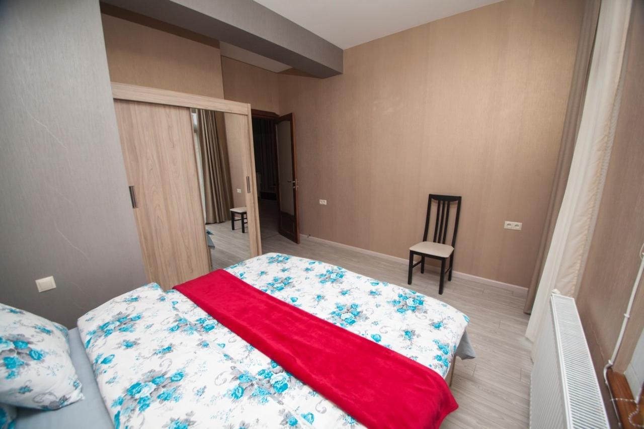 Lilika Apartments On Meskhishvili Tbiliszi Kültér fotó