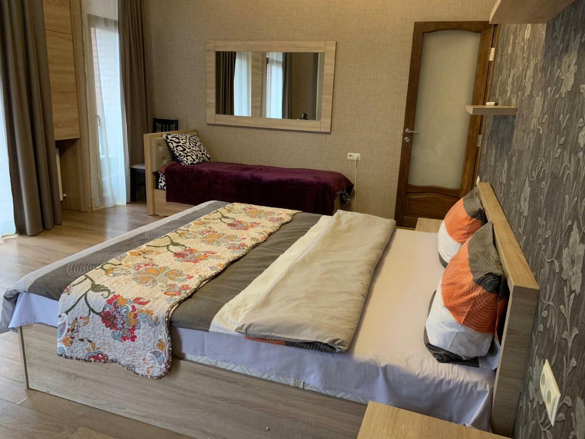 Lilika Apartments On Meskhishvili Tbiliszi Kültér fotó